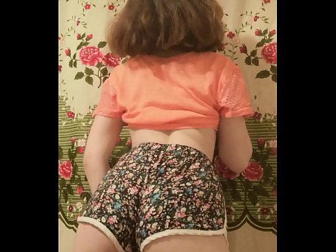 ❤️ Szexi fiatal csaj vetkőzteti le a rövidnadrágját a kamera előtt. ❤❌ Szuper pornó at hu.villagesexvideos.ru