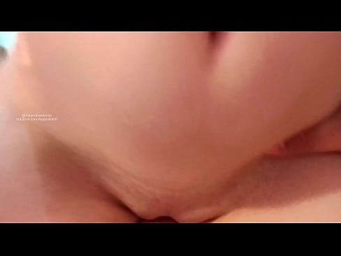 ❤️ A nővérem szobájában aludtam, és így ébredtem fel. ❤❌ Szuper pornó at hu.villagesexvideos.ru